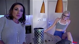 MOM plus take turns to fuck me- Aubrey Clouded & Katie Kush